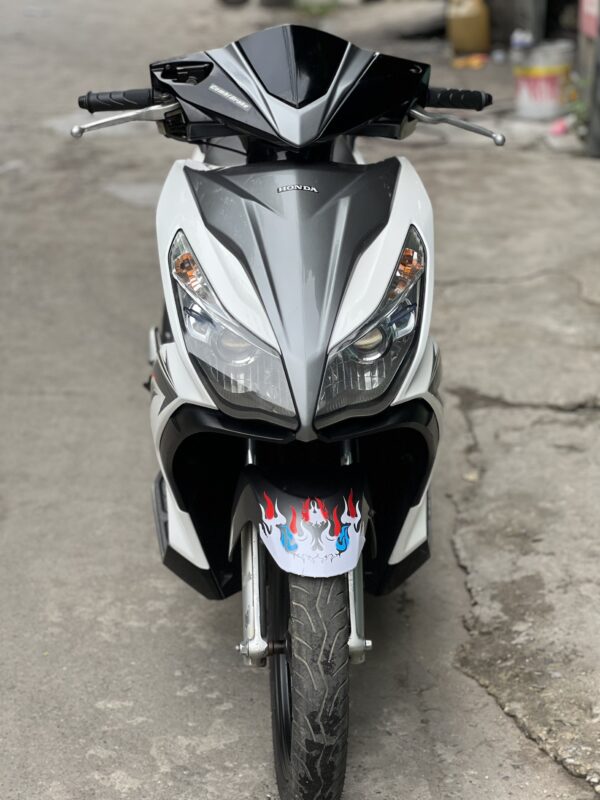 Honda Air Blade 125Fi trắng bạc đen 2014 biển 22S1