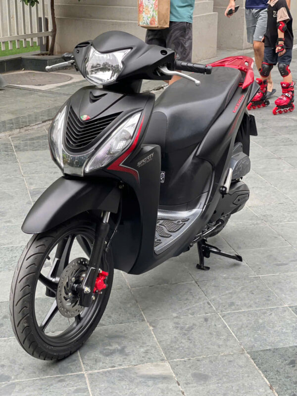 HONDA VISION BẢN THỂ THAO (SPORT) MÀU ĐEN NHÁM 2023 BIỂN HÀ NỘI 29L1